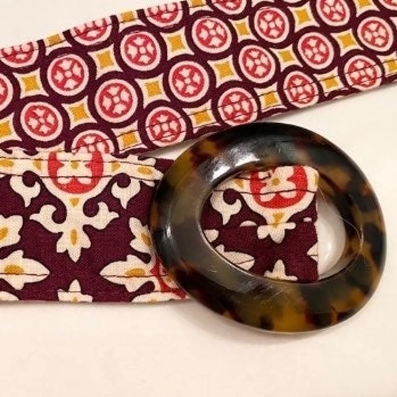 Vera Bradley Accessories - “Medallion” Vera Bradley Retired Print Belt! 💥